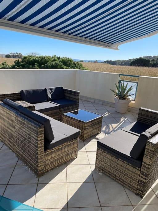 Domaine D'azur - Renovated 1br With Terrace Pool & Garage Apartment Le Lavandou