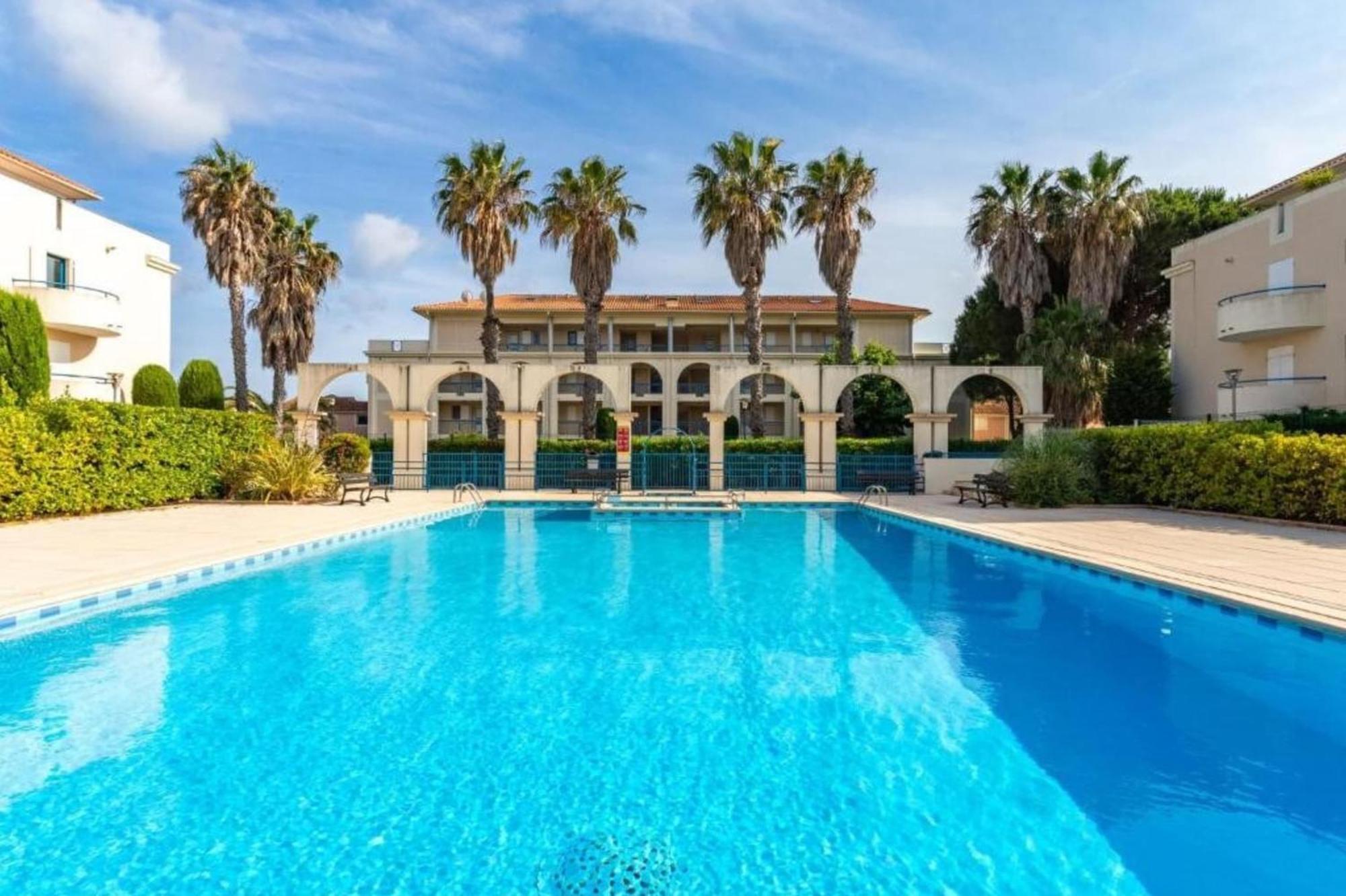Domaine D'azur - Renovated 1br With Terrace Pool & Garage Le Lavandou